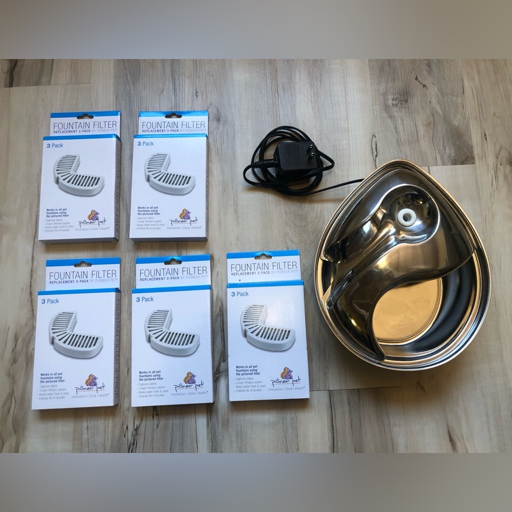 Pioneer Pet Stainless Steel Fountain and New Unopened 15 Replacement Filters - Picture 11 of 17